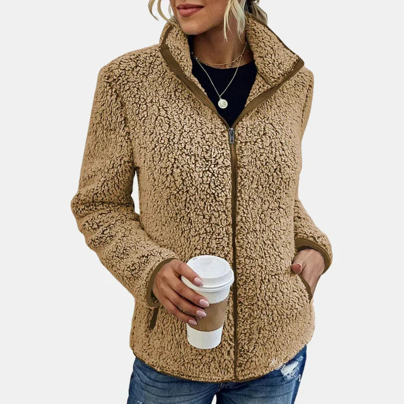 Verena | Grab-and-Go Teddy Jacket