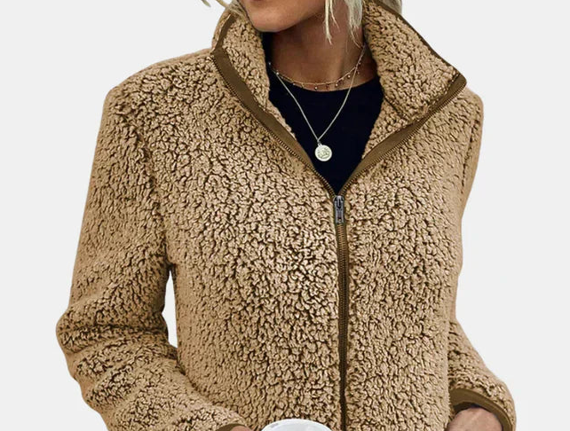 Verena | Grab-and-Go Teddy Jacket