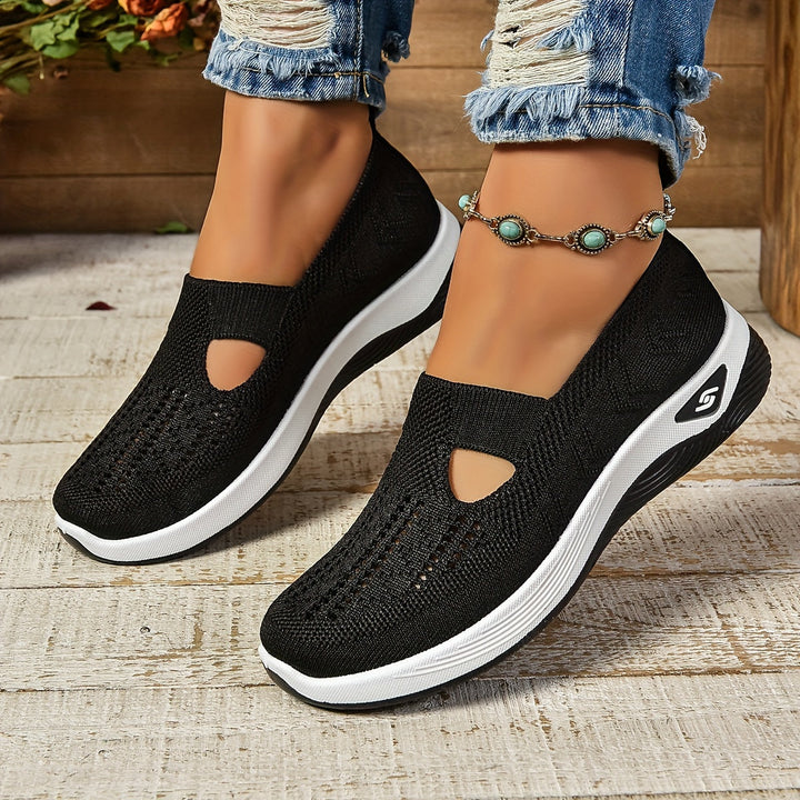 Carry | Cushioned Slip-On Shoes